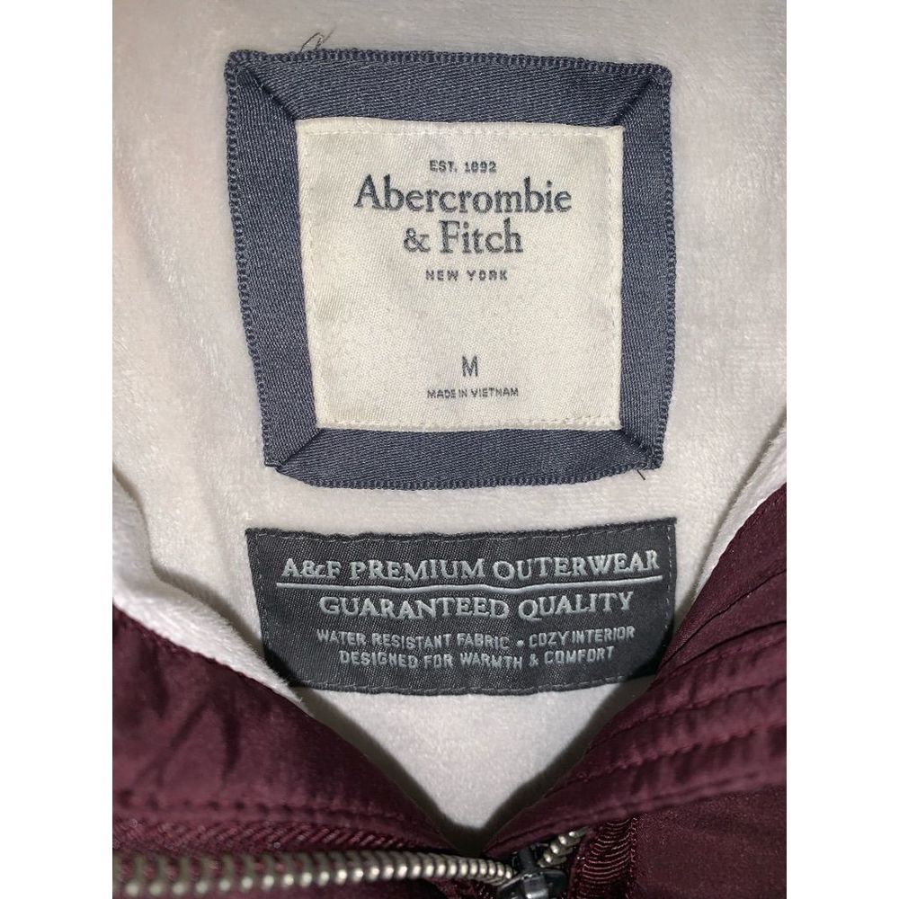 Abercrombie & Fitch Maroon Puffer Vest - Picture 6 of 13